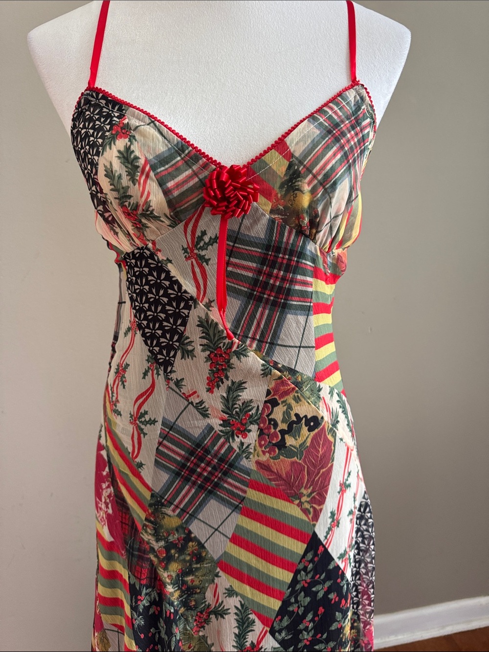 Free People Tis the Season Bohemian Patchwork Floral Slip Maxi Dress Size 4 & 6 - Picture 10 of 16